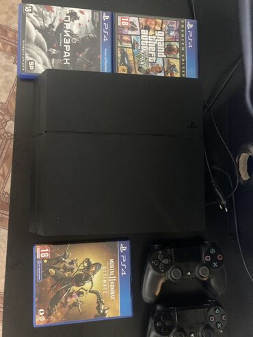 PS4 (Sony PlayStation 4): Продаю за 19000с есть еа подписка на год