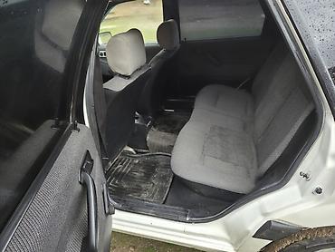 devo lasetti: Volkswagen Passat: 1990 г., 1.8 л, Механика, Бензин, Седан — 3