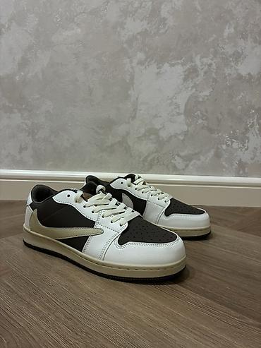 krosofka: 👟 Nike Air Jordan 1 Low 🔥 Qəhvəyi, bej və ağ rənglərin möhtəşəm — 1