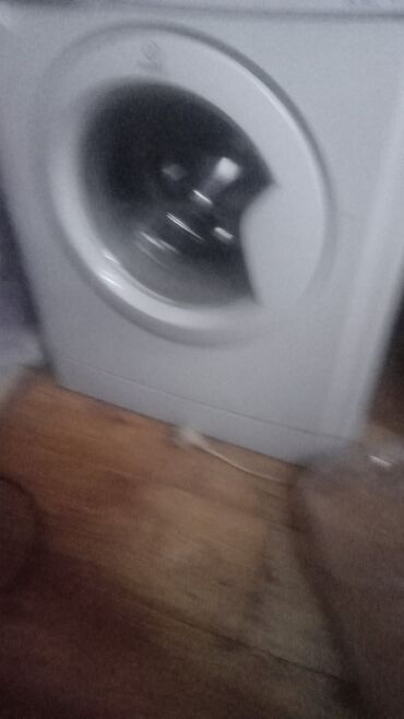 конка стиральная машина: Кир жуучу машина Indesit, Колдонулган, Автомат, 5 кг чейин