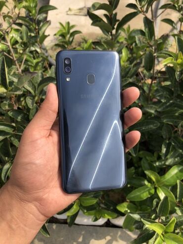 Samsung Galaxy A30, 32 GB, rəng - Qara, Barmaq izi