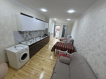 1 комнатная квартира студия: 1 otaqlı həyət evi – studiya tipli zal-mətbəx - Geniş, işıqlı zal — 4