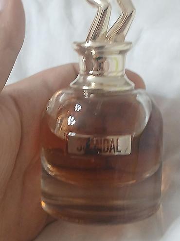 scandal parfüm: Jean Paul Gaultier “Scandal” qadın ətiri - Flakon: qalın şüşə korpus — 1