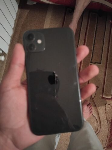 Apple iPhone: IPhone 11, Qara, Face ID