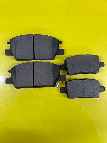 Клапаны, клапанные крышки: Клапан двигателя Оригинал — 11