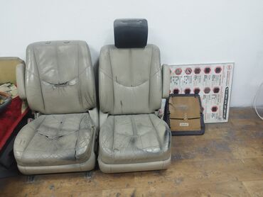 сидушки на авто: Продаю сиденье.от RX300
