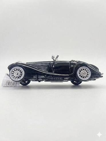 kabriolet: Kolleksiya üçün klassik avtomobil modeli – qara rəngli kabriolet — 2