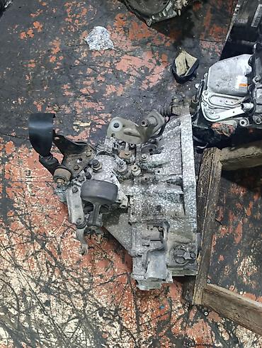 Ötürücü qutuların detalları: Toyota corolla 1.4 disel 1.4 benzin Toyota auris caropkalari — 1