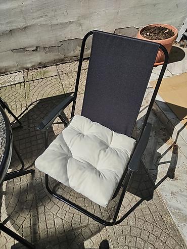 Stilske garniture: Baštenski set – sto, 4 stolice i suncobran - Okrugli sto sa — 7