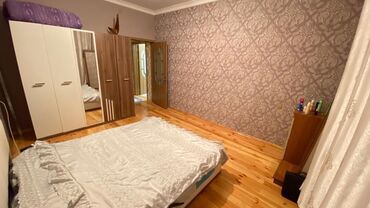 Həyət evləri və villaların satışı: 6 otaqlı, 220 kv. m, Kredit yoxdur, Orta təmir — 4