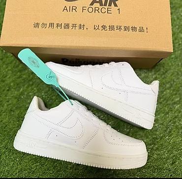 зимние кроссовки nike: Кроссовки в классическом стиле Air Force 1 (низкая модель), цвет — — 1