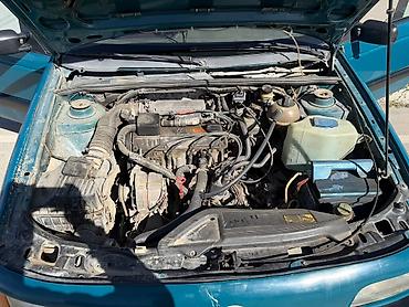 Volkswagen: Volkswagen Passat: 1988 г., 2 л, Механика, Бензин, Седан — 5