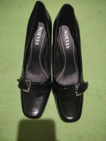 обувь 24 размер: Туфли 38, цвет - Черный
