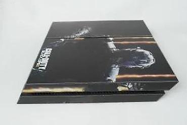 PS4 (Sony Playstation 4): U ponudi Sony Playstation 4 sa naslova. Konzola je novija fat — 20