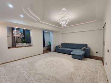манас квартиры: 2 комнаты, 80 м², Индивидуалка, 4 этаж, Евроремонт