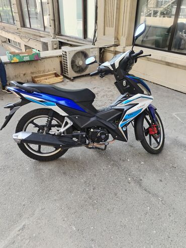 moped bagaj: S50 ideal vəziyətdə heç bir prablemi yoxdur hər 1000 den 1 yağı