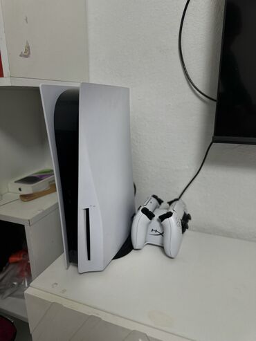 купить диск на xbox 360: Ps5 825gb Чек есть. Два джойстика. Все новое. Четыре диска. Чеки