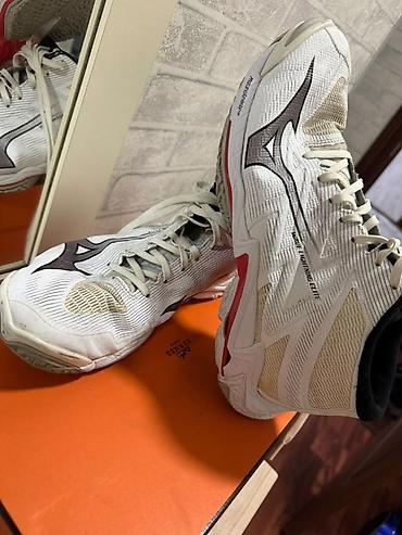 спорт комутатор: Мужские кроссовки, 43, Mizuno, Б/у, цвет - Белый, Платная доставка, Самовывоз — 4