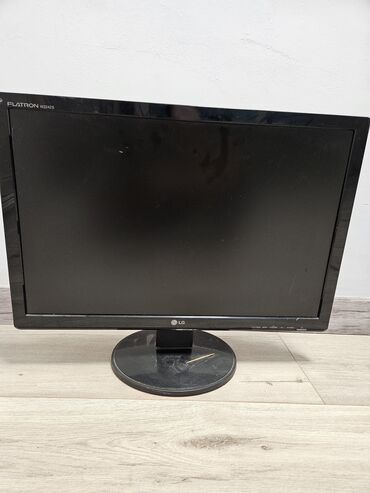 микрофон с колонками: Монитор, LG, Б/у, LCD, 21" - 22"