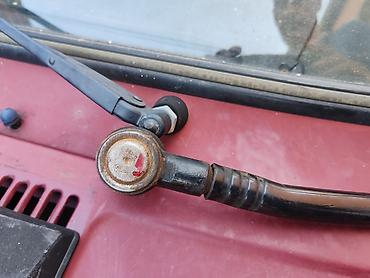 apatin auto delovi: Centralna spona Lada 7 Riva, broj 2. Novo. Originalno. Cena — 8