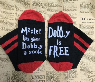 Ostala muška obuća: Hari Poter carape na kojima pise Dobby is Free! Harry Potter! Carape