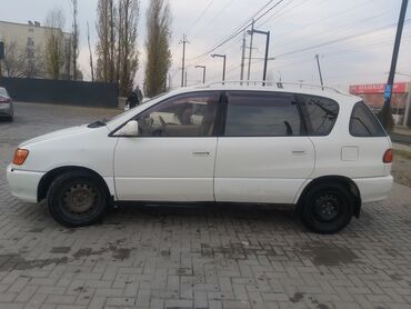 Toyota: Toyota Ipsum: 2000 г., 2 л, Автомат, Бензин, Минивэн