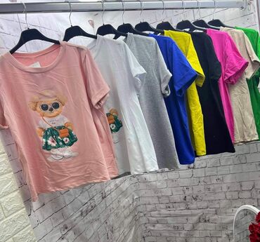 Majice kratkih rukava: Majica: 1.900dinara — 4