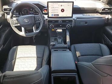 tacoma: Toyota Tacoma: 2026 г., 2.4 л, Автомат, Бензин, Пикап — 6