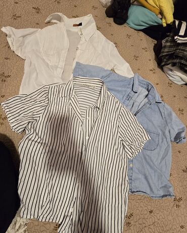 Qadın şalvarları: Bu dəstə müxtəlif üslublu dörd qadın şalvarı və bir qara ətək — 11