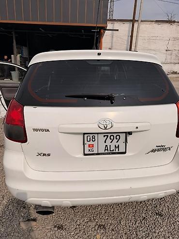 Toyota: Toyota Matrix: 2003 г., 1.8 л, Автомат, Бензин, Универсал — 2