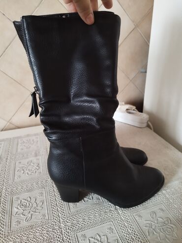 зимние ботинки 39: Сапоги, 39, цвет - Черный