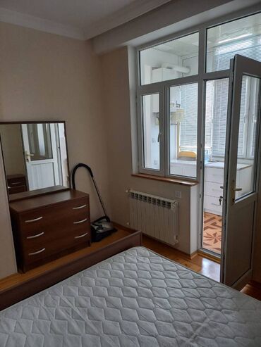 Uzunmüddətli kirayə mənzillər: Xətai rayonu,Hezi Aslanov metrosu yanında yerlesen,16 mərtəbəli — 12