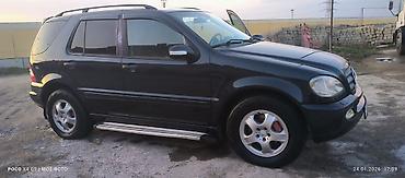 a class mercedes: Mercedes-Benz M-Class: 2.7 l | 2003 il Ofrouder/SUV — 2