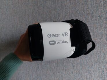 oculus plus qiyməti: Samsung Gear VR (Powered by Oculus) virtual reallıq eynəyi - Model