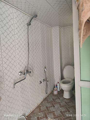 Həyət evləri və villaların satışı: Qusar şəhərində, Xıdır restoranı ilə üzbəüz yerləşən iki mərtəbəli ev — 11