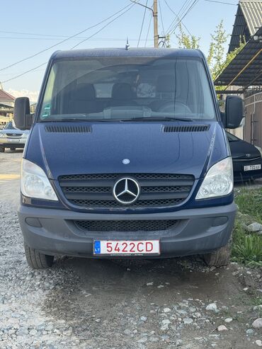 митсубиси грузовой: Жеңил жүк ташуучу унаа, Mercedes-Benz, Стандарт, 1,5 т, Колдонулган