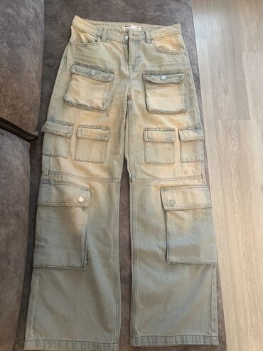 Paltolar: Bershka denim kargo şalvar - Model: Kargo şalvar - Brend: Bershka