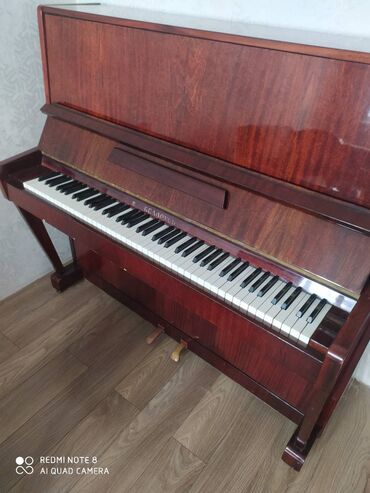 ucuz piano: Ideal veziyyetde belarus piano,seliqeli temiz ve islek