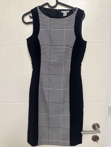 черное платье футляр: Повседневное платье, Трикотаж, Футляр, XS