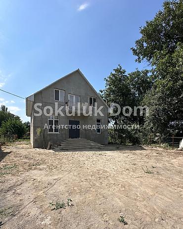 the level: 🏠Продаётся дом в с. Романовка 🟡Комнаты: 5 🟡Участок: 13 соток (по факту — 3
