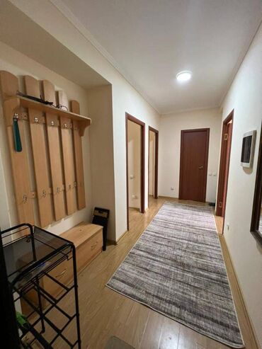 мебель для дома: 89 м², 3 комнаты, С мебелью