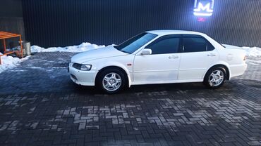 Honda: Honda Accord: 1999 г., 2 л, Типтроник, Бензин, Седан