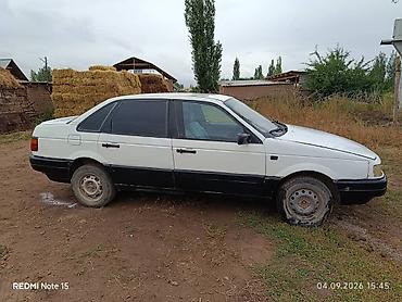 Volkswagen: Volkswagen Passat: 1992 г., 1.8 л, Кол менен иштөөчү, Бензин, Седан — 2