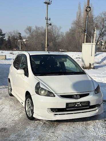 Honda: Honda Fit: 2002 г., Бензин, Хэтчбэк — 2