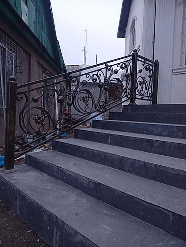 Изготовление перил: Изготовление перил Материал: Кованное железо, Наружные, Бесплатный замер — 181