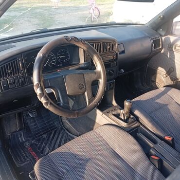 запчасти на опель вектра а: Volkswagen Passat: 1991 г., 1.8 л, Механика, Бензин, Универсал