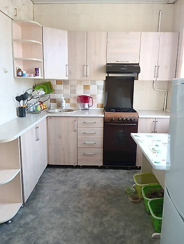 Продажа коттеджей и домов: ПРОДАЮ Дом! 📍 г. Бишкек, Свердловский район, с. Аламелин. 10 минут — 1