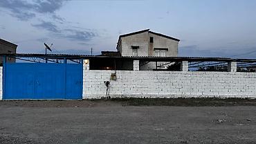 Həyət evləri və villaların satışı: 10 otaq, 220 kv. m, Orta təmir — 2