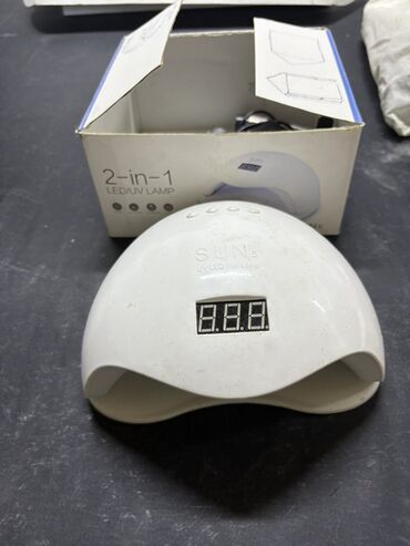 лампа для съемок видео: Лампа для маникюра и педикюра 2-в-1, сочетающая LED и УФ технологии