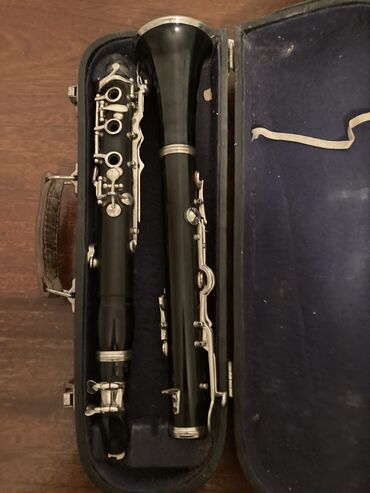 саксофон дудук флейта in Кыргызстан | ДРУГИЕ МУЗЫКАЛЬНЫЕ ИНСТРУМЕНТЫ: Продаю кларнет lebii без мунштукакларнет в хорошем состоянии, есть